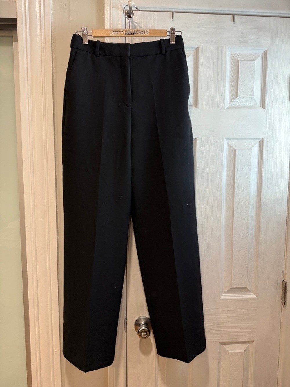 Aritzia Black High-Rise Agency pants